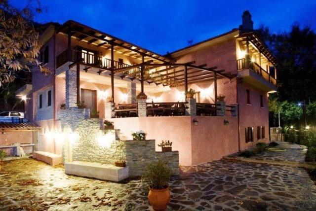 La Casa Rossa Hotel Prínos Eksteriør billede